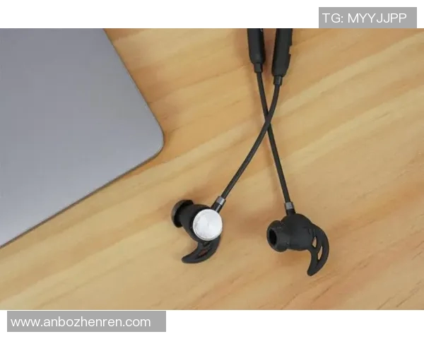 2026年3月份新闻和平精英装备选购指南最佳耳机推荐助你提升游戏体验